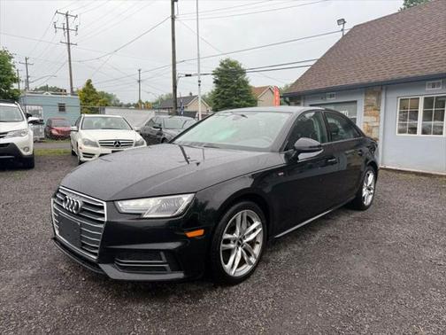 2017 Audi A4 Season of Audi Premium