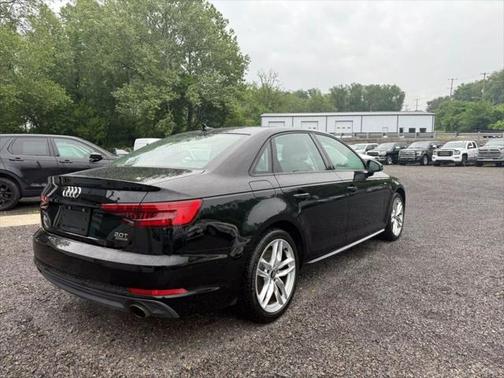 2017 Audi A4 Season of Audi Premium
