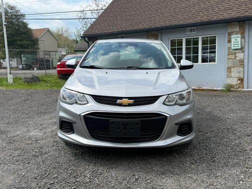 2020 Chevrolet Sonic FWD Hatchback 1FL 5-Door