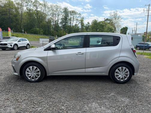 2020 Chevrolet Sonic FWD Hatchback 1FL 5-Door