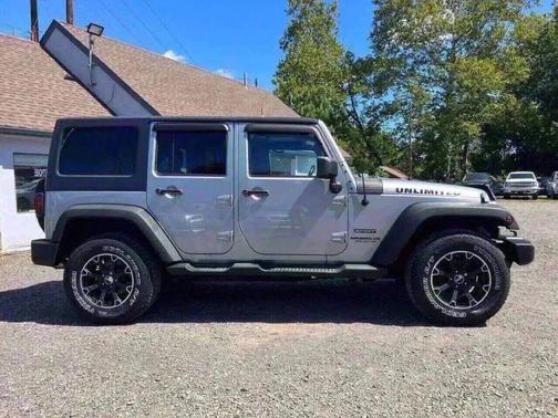2014 Jeep Wrangler Unlimited Sport