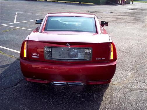 2009 Cadillac XLR Base