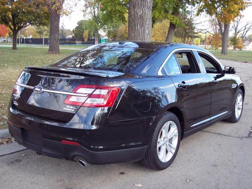 2013 Ford Taurus SEL