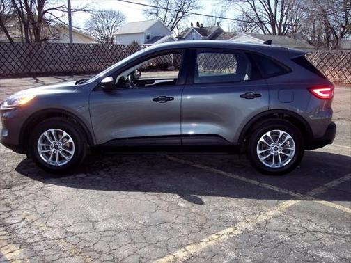 2022 Ford Escape S