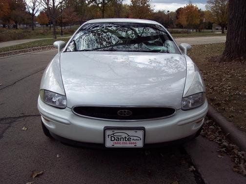 1997 Buick Riviera 2dr Cpe