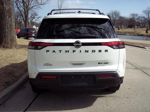 2023 Nissan Pathfinder SV 4WD
