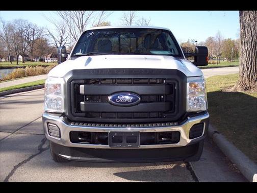 2015 Ford F-250 4WD SuperCab 142'' Lariat