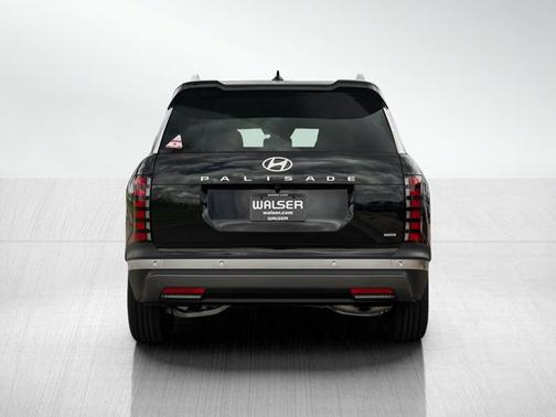 Abyss Black Pearl 2026 Hyundai PALISADE SEL Premium 8P