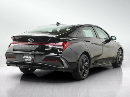 Abyss Black 2026 Hyundai ELANTRA HEV SEL Sport