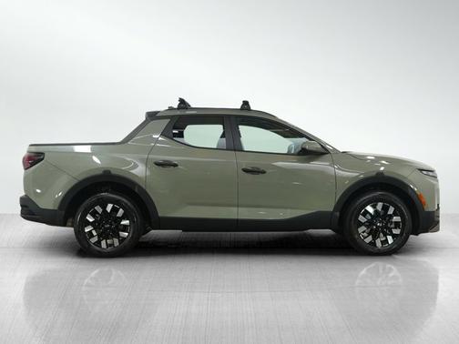 2025 Hyundai SANTA CRUZ SEL Activity