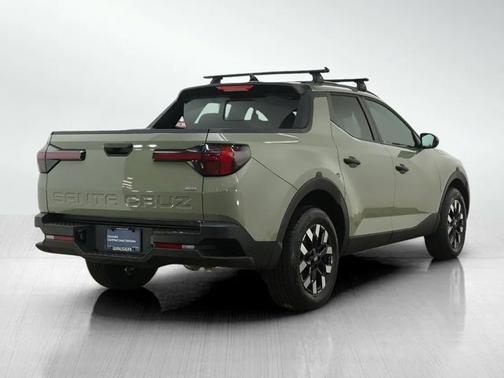 2025 Hyundai SANTA CRUZ SEL Activity