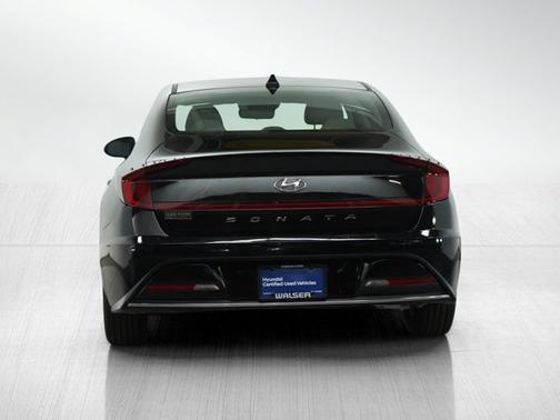 2022 Hyundai SONATA SE