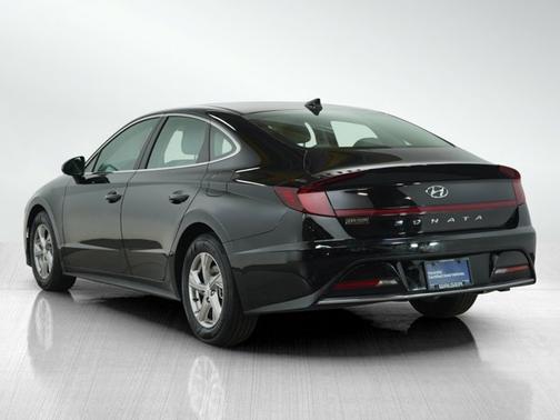 2022 Hyundai SONATA SE