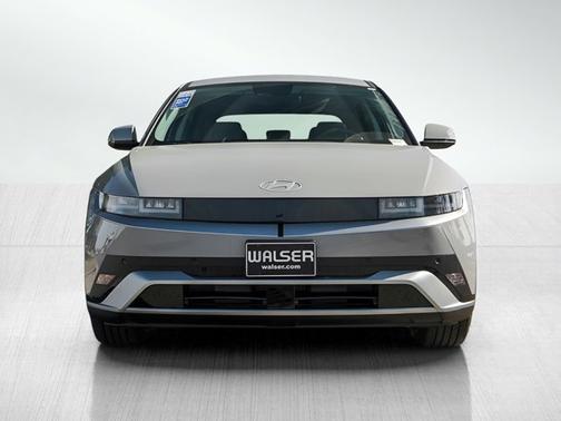 Cyber Gray 2026 Hyundai IONIQ 5 SE