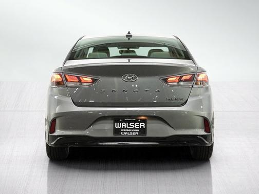 Metropolis Gray 2018 Hyundai SONATA Hybrid SE