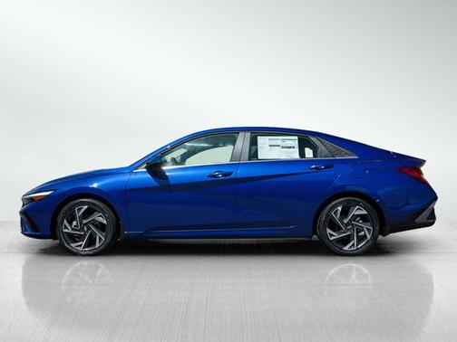 2025 Hyundai ELANTRA HEV Limited