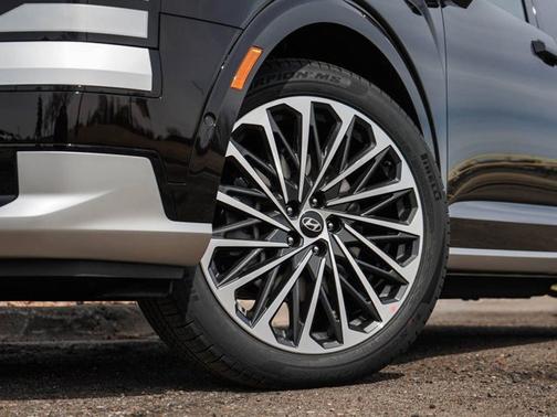 Galaxy Maroon Pearl 2026 Hyundai Palisade Hybrid Calligraphy