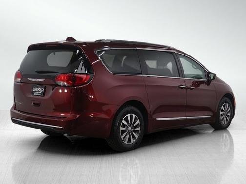 2020 Chrysler Pacifica Touring-L Plus