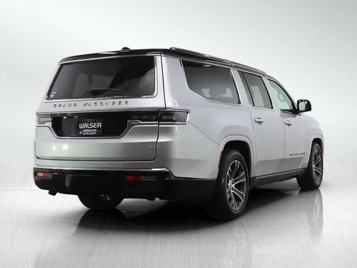 Silver Zynith 2024 Jeep Grand Wagoneer L