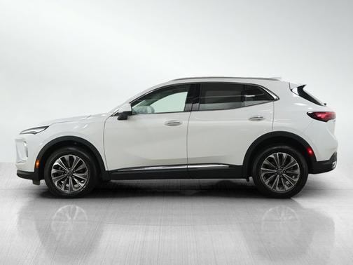Summit White 2024 Buick Envision Preferred