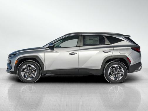 Shimmering Silver 2026 Hyundai TUCSON SEL