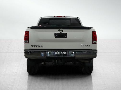2014 Nissan Titan SV