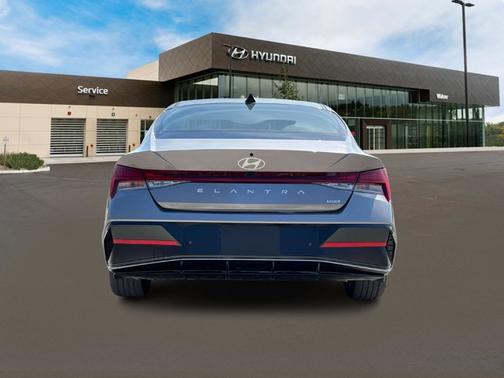 2025 Hyundai ELANTRA HEV Limited