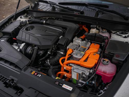 2025 Hyundai SONATA Hybrid Limited