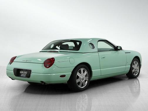 2004 Ford Thunderbird 