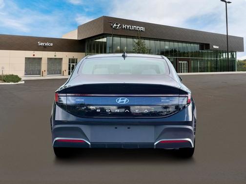 2026 Hyundai SONATA SE
