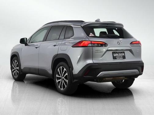 2022 Toyota Corolla Cross XLE