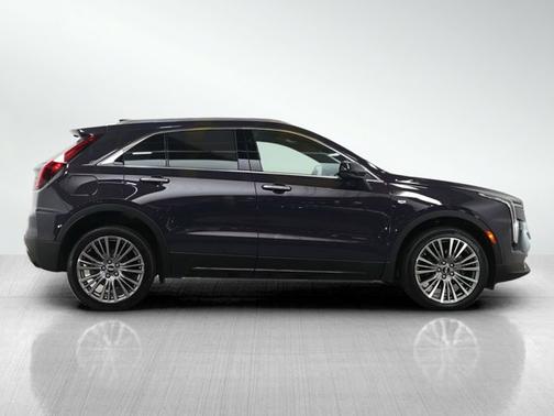 2024 Cadillac XT4 AWD Premium Luxury