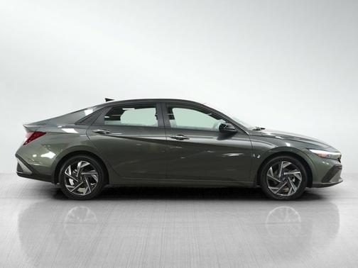 Amazon Gray 2025 Hyundai ELANTRA SEL Sport
