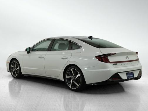 2022 Hyundai SONATA SEL Plus