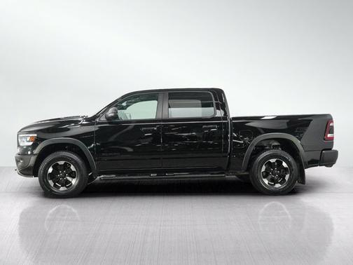 Diamond Black Crystal Pearlcoat 2023 RAM 1500 Rebel