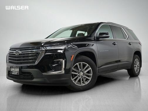 Mosaic Black Metallic 2023 Chevrolet Traverse LT Cloth