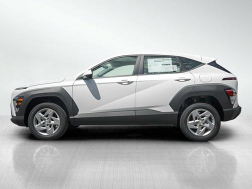 2025 Hyundai KONA SE