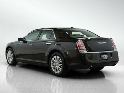 2013 Chrysler 300 Luxury Series