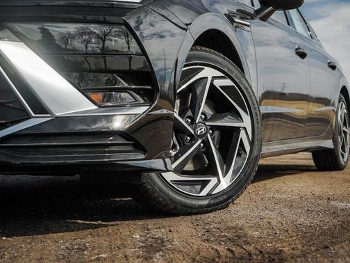 Abyss Black 2026 Hyundai SONATA SEL Sport