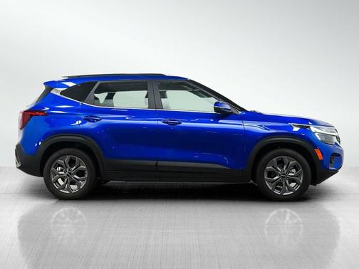 Neptune Blue 2024 Kia Seltos S