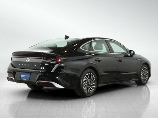 Abyss Black 2025 Hyundai SONATA Hybrid SEL