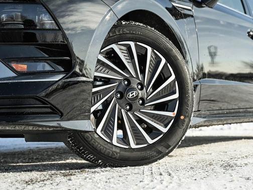 Abyss Black 2026 Hyundai SONATA Hybrid SEL