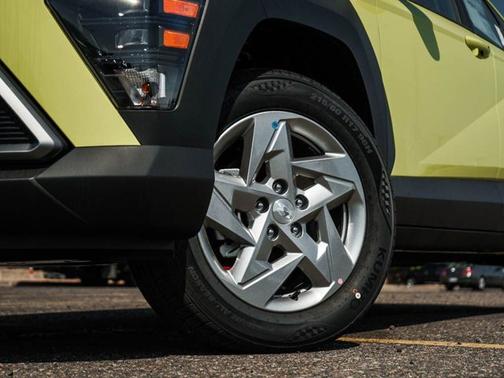 Neoteric Yellow 2026 Hyundai KONA SE