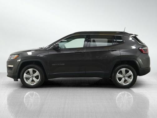 Gray 2018 Jeep Compass Latitude