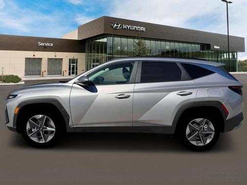 Shimmering Silver 2026 Hyundai TUCSON Hybrid SEL Convenience