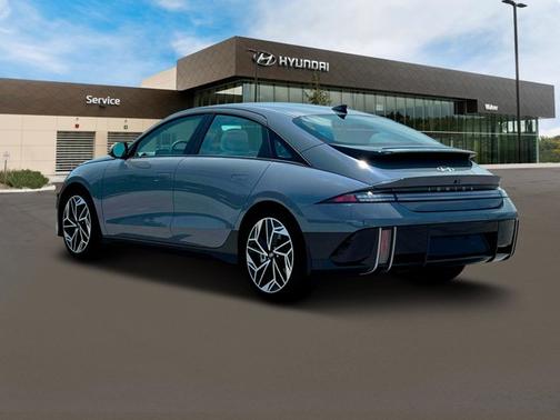 2025 Hyundai IONIQ 6 SEL