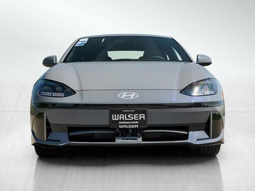 2025 Hyundai IONIQ 6 SEL