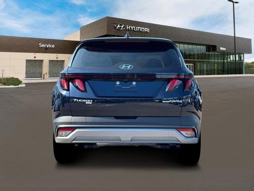 Deep Sea 2026 Hyundai TUCSON Hybrid Blue SE