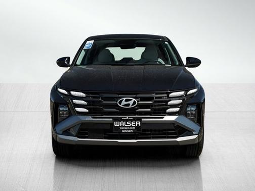 Deep Sea 2026 Hyundai TUCSON Hybrid Blue SE