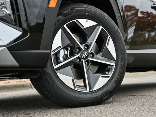 Ash Black 2026 Hyundai TUCSON Hybrid SEL Convenience